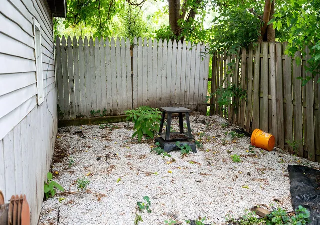 Photo 3 of Single family home for sale at 1919 Stafford Ave SW, Grand Rapids, MI 49507 | MLS# 65026047466 | Listing updated on 2026-09-15