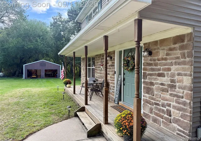 Photo 3 of Single family home for sale at 3301 Pine Blf Ct, Columbiaville, MI 48421 | MLS# 20261071849 | Listing updated on 2026-10-11