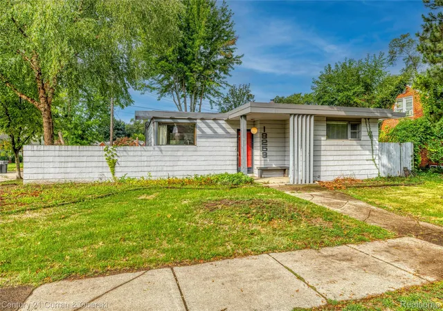 Photo 2 of Single family home for sale at 18258 Outer Dr, Dearborn, MI 48128 | MLS# 20261071856 | Listing updated on 2026-09-12