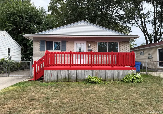 Photo 1 of Single family home for sale at 8702 Chalmers Ave, Warren, MI 48089 | MLS# 20261071857 | Listing updated on 2026-09-08