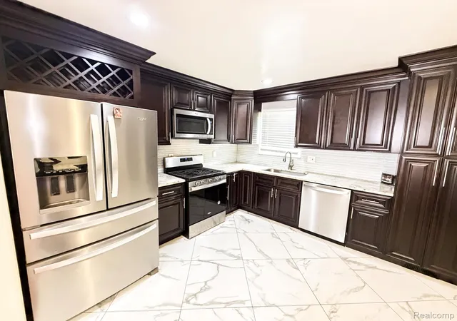 Photo 3 of Single family home for sale at 8439 Plumbrook Rd, Sterling Heights, MI 48313 | MLS# 20261071863 | Listing updated on 2026-09-14