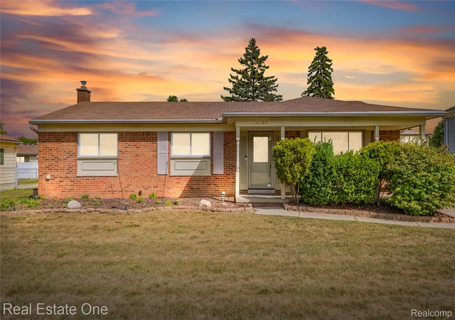 Photo 1 of Single family home for sale at 15063 Annapolis Dr, Sterling Heights, MI 48313 | MLS# 20261071870 | Listing updated on 2026-09-13