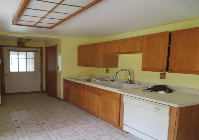 Photo 2 of Single family home for sale at 10286 Whittaker Rd, Augusta Charter Township Washtenaw, MI 48160 | MLS# 81026047474 | Listing updated on 2026-09-14
