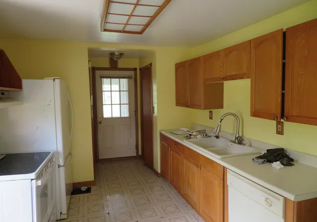 Photo 3 of Single family home for sale at 10286 Whittaker Rd, Augusta Charter Township Washtenaw, MI 48160 | MLS# 81026047474 | Listing updated on 2026-09-14