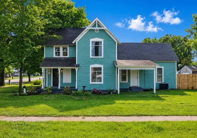 Photo 1 of Sale Pending at 102 Pine St, Paw Paw, MI 49079 | MLS# 66026047475 | Listing updated on 2026-09-14