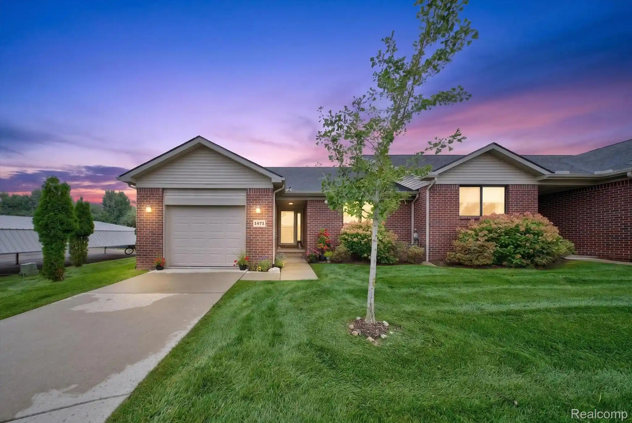 Listing Photo 1 - Condo for sale in 1471 Duncan Ct located at 1471 Duncan Ct, Chelsea, MI 48118 - Unit 1471 Duncan Ct