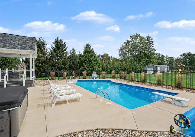 Photo 3 of Single family home for sale at 211 Adolph Shrs Rd, Coldwater, MI 49036 | MLS# 62026047478 | Listing updated on 2026-09-11