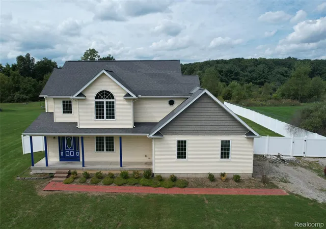 Photo 1 of Single family home for sale at 3068 W Cook Rd, Grand Blanc, MI 48439 | MLS# 20261071883 | Listing updated on 2026-10-27