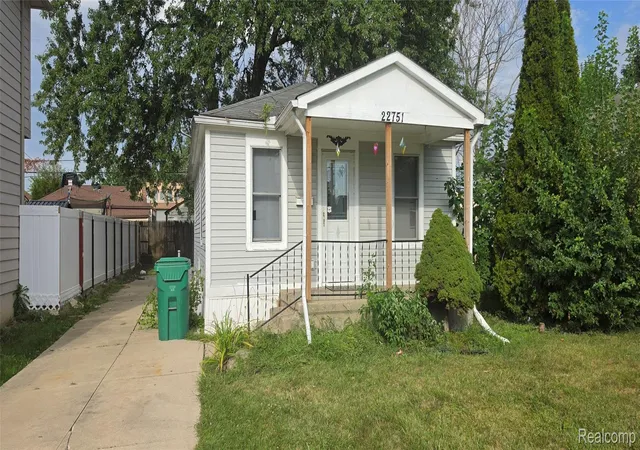Photo 1 of Single family home for sale at 22751 Piper Ave, Eastpointe, MI 48021 | MLS# 20261071892 | Listing updated on 2026-09-10