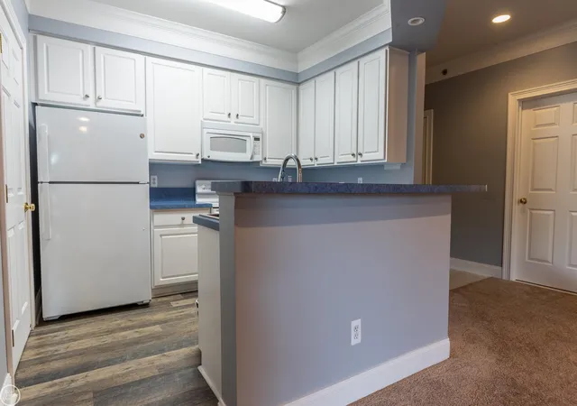 Listing Photo 5 - Condo for sale in building located at 39178 Hayes Rd, Clinton Township, MI 48038
