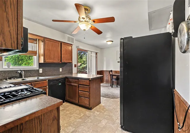Photo 3 of Single family home for sale at 2831 Lee St SW, Grandville, MI 49418 | MLS# 71026047489 | Listing updated on 2026-09-14