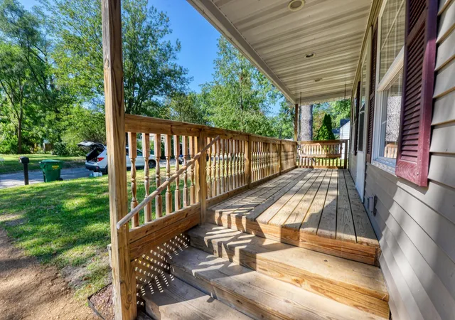 Photo 4 of Single family home for sale at 1621 Maple St, Niles, MI 49120 | MLS# 69026047491 | Listing updated on 2026-09-10