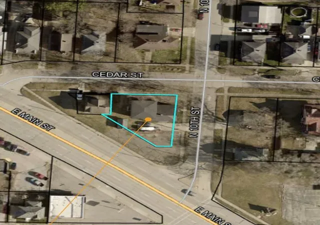Multi family home for sale at 920 Cedar St, Niles, MI 49120 | MLS# 69026047492