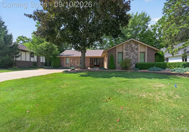 Photo 1 of Sale Pending at 21975 Meridian Ln, Novi, MI 48375 | MLS# 20261071903 | Listing updated on 2026-09-13