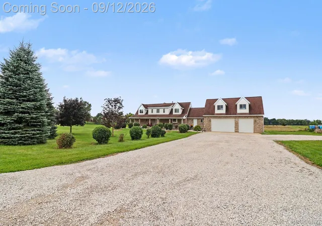Photo 2 of Single family home for sale at 8583 Crofoot Rd, Fowlerville, MI 48836 | MLS# 20261071904 | Listing updated on 2026-09-15
