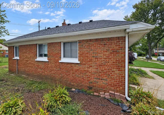 Photo 3 of Single family home for sale at 9325 Westpoint St, Taylor, MI 48180 | MLS# 20261071909 | Listing updated on 2026-09-13