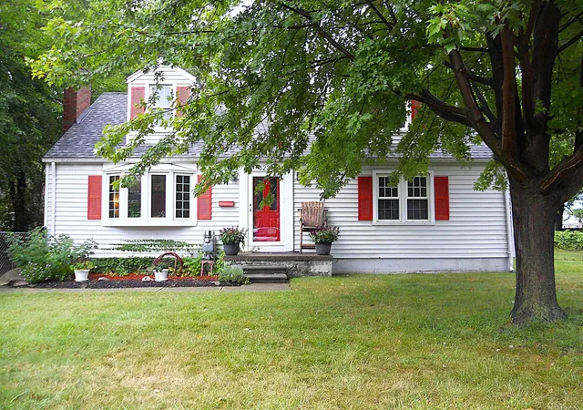 Photo 1 of Single family home for sale at 8239 Garbor Dr, Warren, MI 48093 | MLS# 58050221043 | Listing updated on 2026-09-15