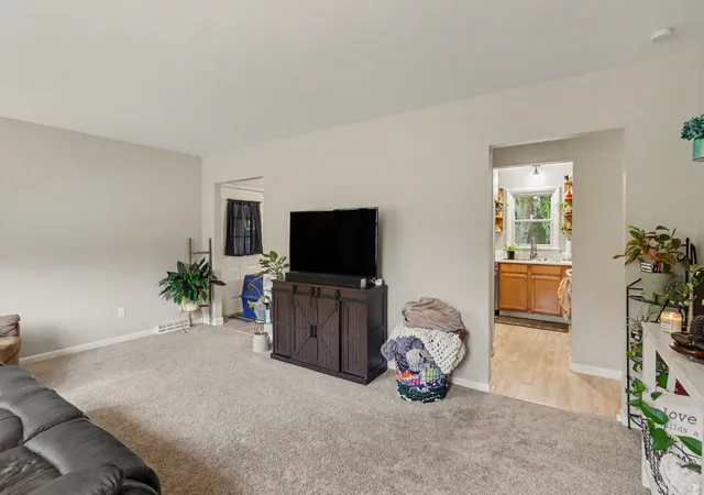 Photo 4 of Single family home for sale at 3024 Darmo St, Kalamazoo, MI 49008 | MLS# 66026047501 | Listing updated on 2026-09-18