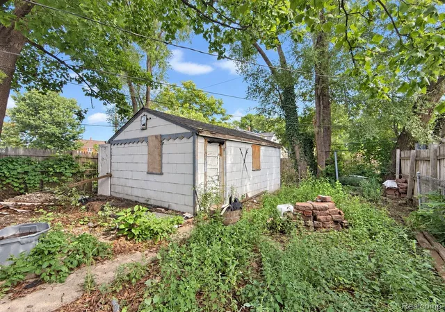Photo 2 of Single family home for sale at 5248 Lumley St, Detroit, MI 48210 | MLS# 20261071926 | Listing updated on 2026-09-09