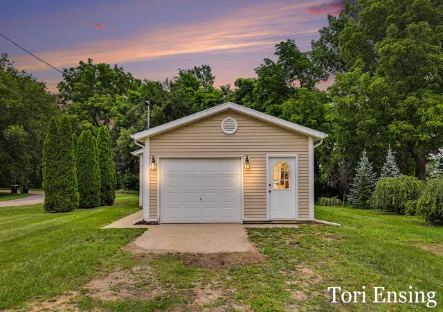 Photo 2 of Single family home for sale at 326 N Mills St, Greenville, MI 48838 | MLS# 65026047506 | Listing updated on 2026-09-08