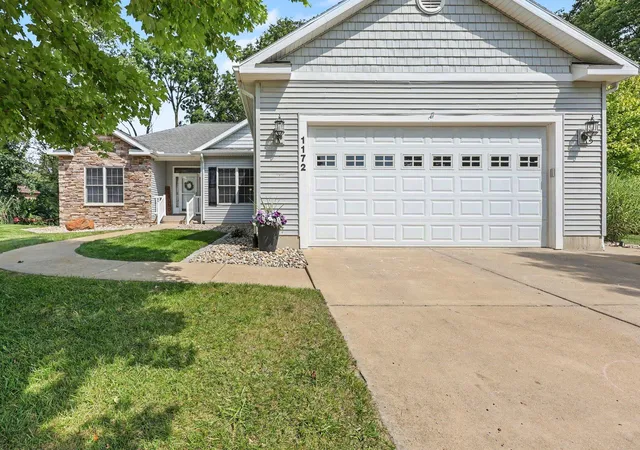 Single family home for sale at 1172 Lexington Blvd, Jackson, MI 49201 | MLS# 55026047510