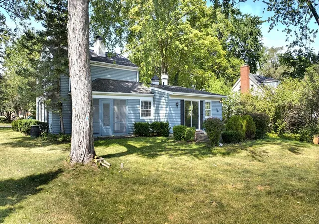 Photo 3 of Single family home for sale at 1714 Avalon Ave, Saginaw, MI 48638 | MLS# 61050221053 | Listing updated on 2026-09-08