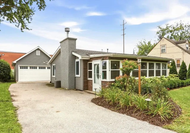 Photo 1 of Sale Pending at 2116 Anderson Rd, Saginaw, MI 48603 | MLS# 61050221055 | Listing updated on 2026-09-11
