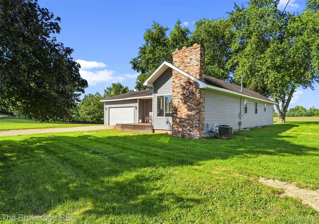 Photo 2 of Single family home for sale at 4443 N Gale Rd, Davison, MI 48423 | MLS# 20261071939 | Listing updated on 2026-09-14