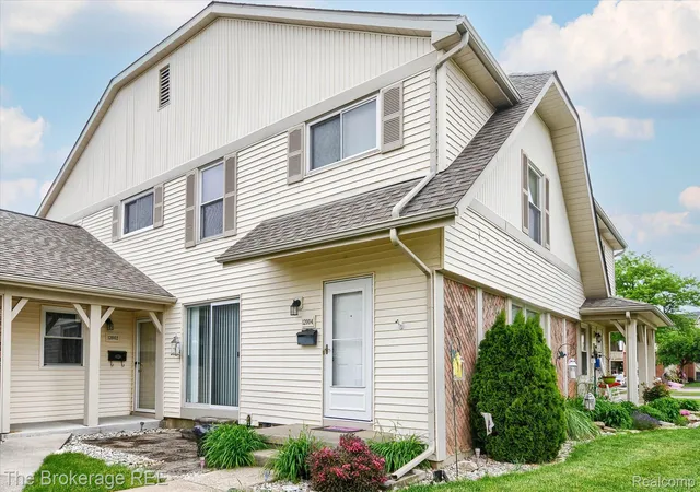 Photo 2 of Condo for sale at 12004 Juniper Way, Grand Blanc, MI 48439 | MLS# 20261071938 | Listing updated on 2026-09-11