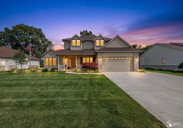 Photo 2 of Single family home for sale at 2886 E Country Ln, Monroe, MI 48162 | MLS# 57050221057 | Listing updated on 2026-09-12