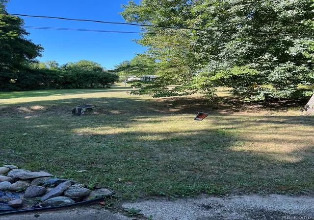 Photo 2 of Single family home for sale at 430 Sunset, White Lake, MI 48383 | MLS# 20261071940 | Listing updated on 2026-09-09