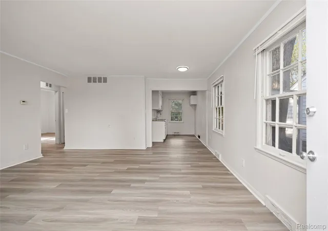 Photo 3 of Single family home for sale at 10720 Albany St, Oak Park, MI 48237 | MLS# 20261071948 | Listing updated on 2026-09-09