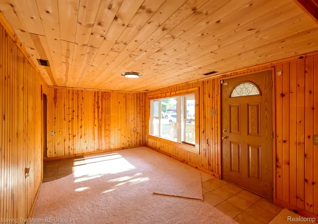 Photo 3 of Single family home for sale at 26247 Weigel Rd, New Boston, MI 48164 | MLS# 20261071956 | Listing updated on 2026-09-11