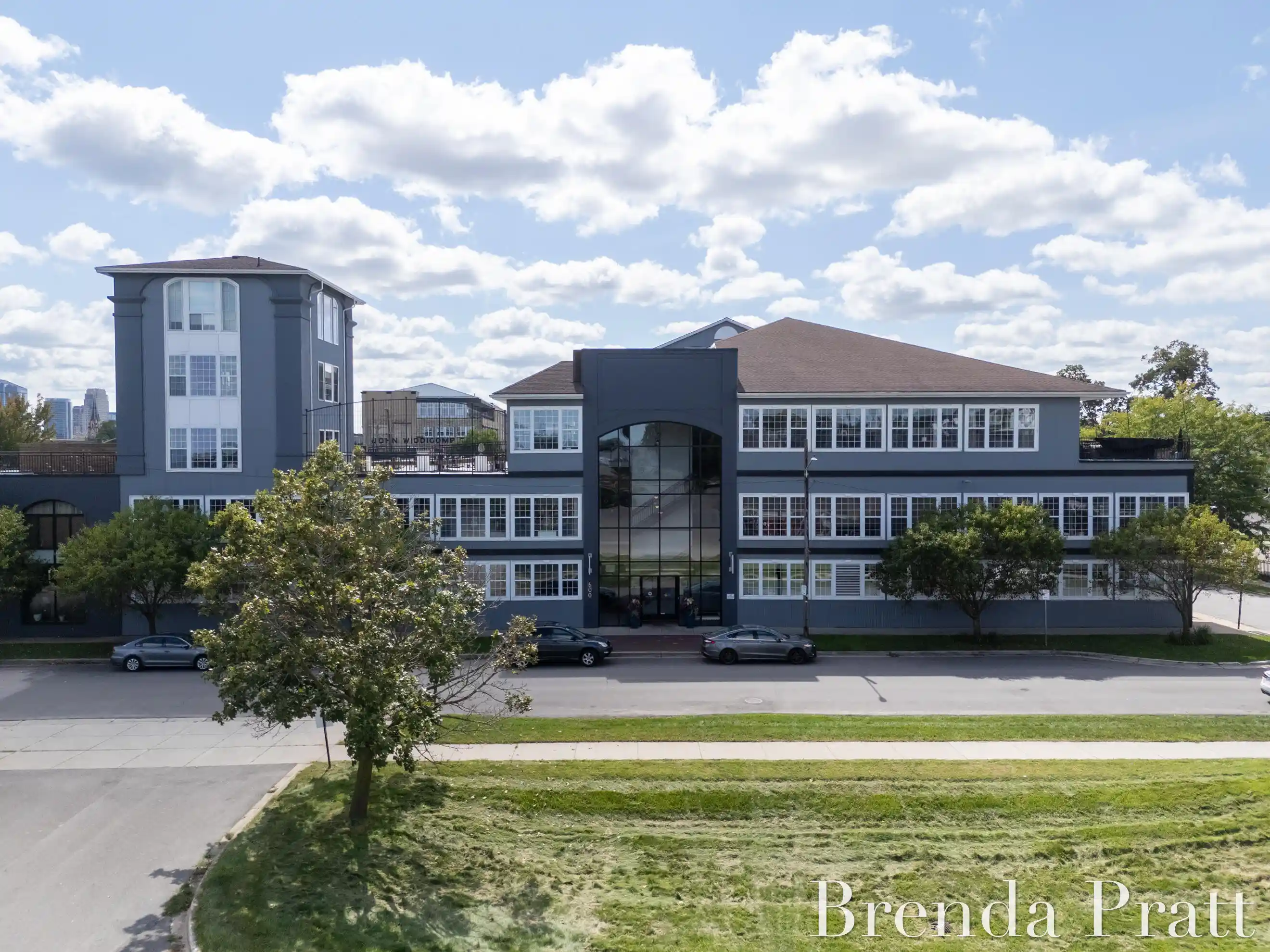 Listing Photo 1 - Condo for sale in 600 7Th St Nw located at 600 7Th St Nw, Kent, MI 49504 - Unit #204