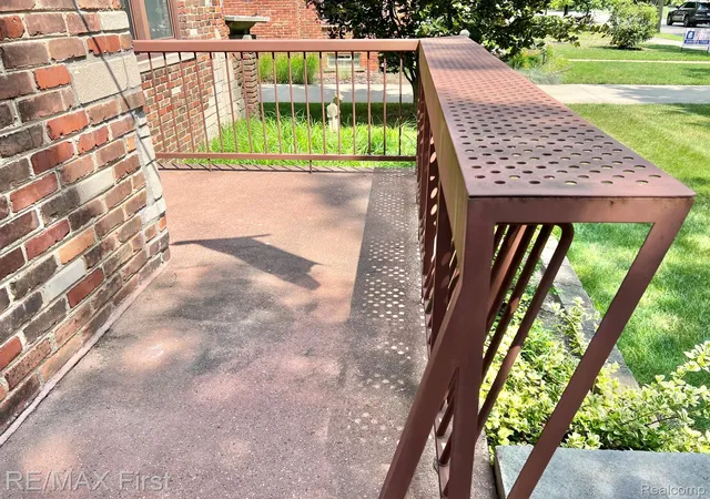 Photo 2 of Single family home for sale at 774 W Oakridge St, Ferndale, MI 48220 | MLS# 20261071965 | Listing updated on 2026-09-13