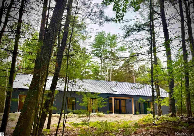 Photo 2 of Single family home for sale at 2370 Us Hwy 31 N, Kewadin, MI 49648 | MLS# 20261071974 | Listing updated on 2026-09-09
