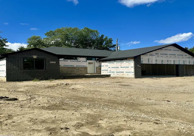 Photo 1 of Single family home for sale at 45215 Fairchild Rd, Macomb, MI 48042 | MLS# 58050221072 | Listing updated on 2026-09-09