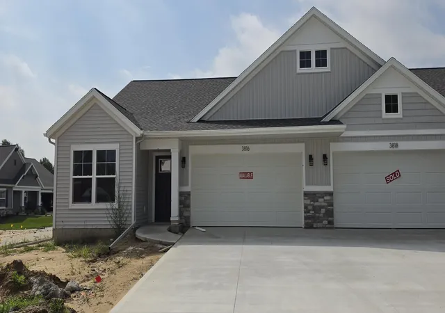 Photo 2 of Condo for sale at 3816 Ambrosia Dr Sw #12, Grand Rapids, MI 49534 | MLS# 65026047534 | Listing updated on 2026-09-08