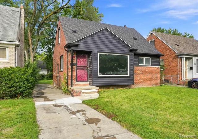 Photo 2 of Single family home for sale at 12827 Woodbine, Redford, MI 48239 | MLS# 20261071988 | Listing updated on 2026-09-11