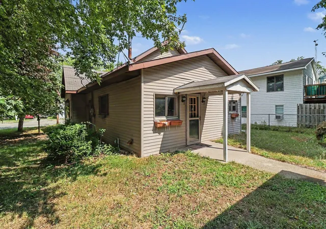 Single family home for sale at 3907 E Main St, Fountain, MI 49410 | MLS# 67026047537