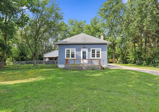 Photo 1 of Single family home for sale at 1982 Fairplain Ave, Benton Harbor, MI 49022 | MLS# 69026047538 | Listing updated on 2026-09-11