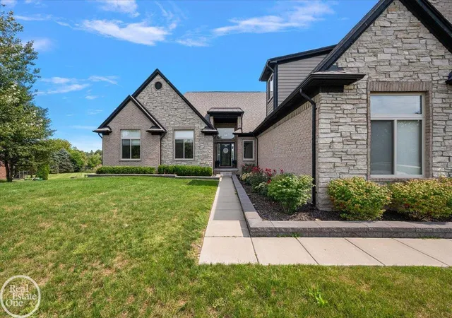 Photo 4 of Single family home for sale at 74714 Gould Rd, Bruce Twp, MI 48065 | MLS# 58050221076 | Listing updated on 2026-09-13