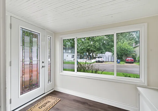 Photo 3 of Single family home for sale at 110 N Pearl St, Vicksburg, MI 49097 | MLS# 66026047541 | Listing updated on 2026-09-14