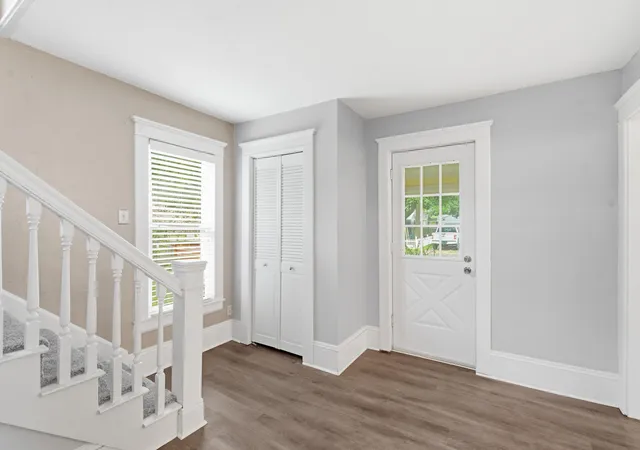 Photo 4 of Single family home for sale at 110 N Pearl St, Vicksburg, MI 49097 | MLS# 66026047541 | Listing updated on 2026-09-14