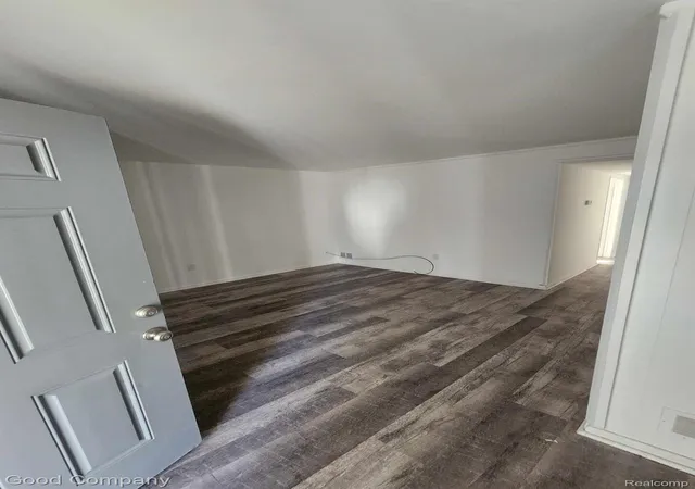 Photo 3 of Single family home for sale at 8645 Dodge Ave, Warren, MI 48089 | MLS# 20261072032 | Listing updated on 2026-09-09