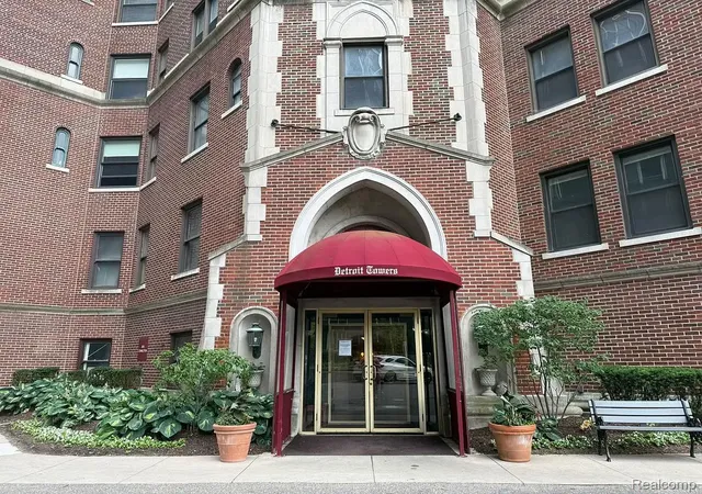 Photo 1 of Condo for sale at 8162 E Jefferson Ave #Mezzanine B, Detroit, MI 48214 | MLS# 20261072038 | Listing updated on 2026-09-09