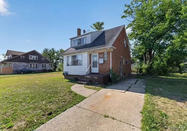 Photo 1 of Multi family home for sale at 14076 - 78 Saratoga, Detroit, MI 48205 | MLS# 20261072042 | Listing updated on 2026-09-09
