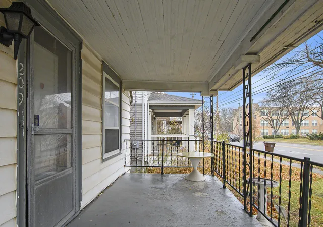 Photo 4 of Multi family home for sale at 209 E Mount Hope Ave, Lansing, MI 48910 | MLS# 65026047561 | Listing updated on 2026-09-09