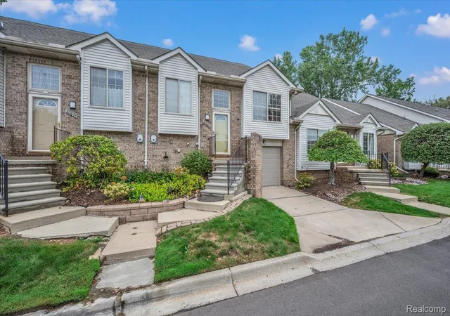 Photo 2 of Condo for sale at 30881 Lee Frank Ln, Madison Heights, MI 48071 | MLS# 20261072060 | Listing updated on 2026-10-18