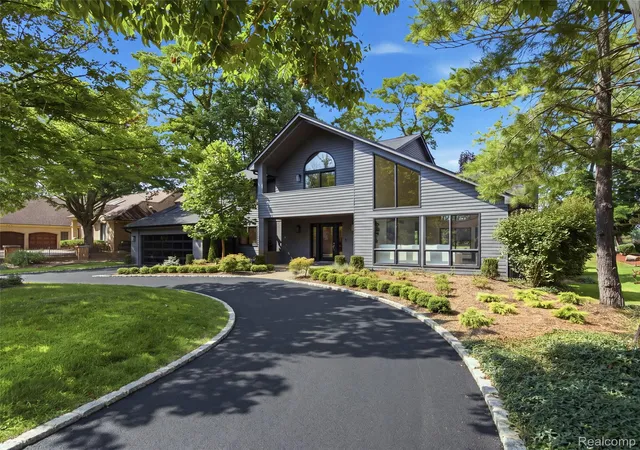 Photo 2 of Single family home for sale at 3228 Pine Lake Rd, West Bloomfield, MI 48324 | MLS# 20261072066 | Listing updated on 2026-09-09